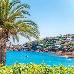 Aparthotel Et Les Flots Bleus, Saint-Raphael (Var)